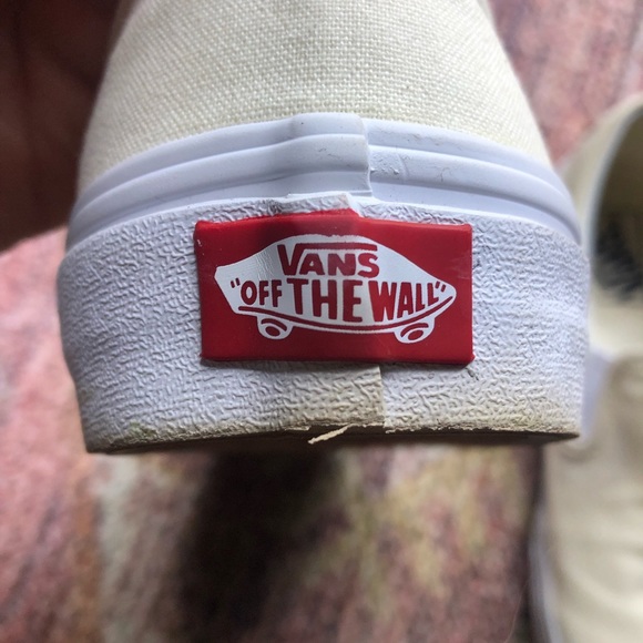 Vans - Picture 4 of 7